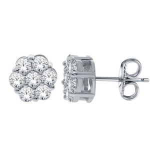 0.25 CT 10k White Gold Lab Diamond Flower Stud Earrings